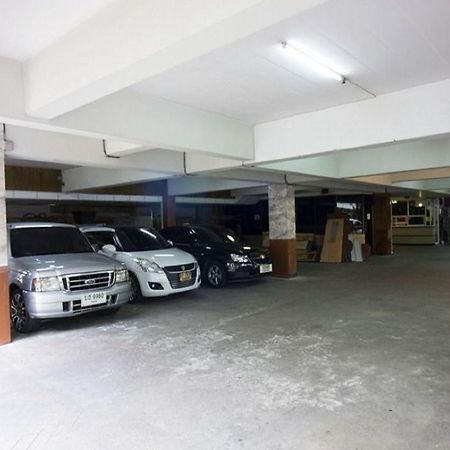Kaya Place Bangkok Exterior photo